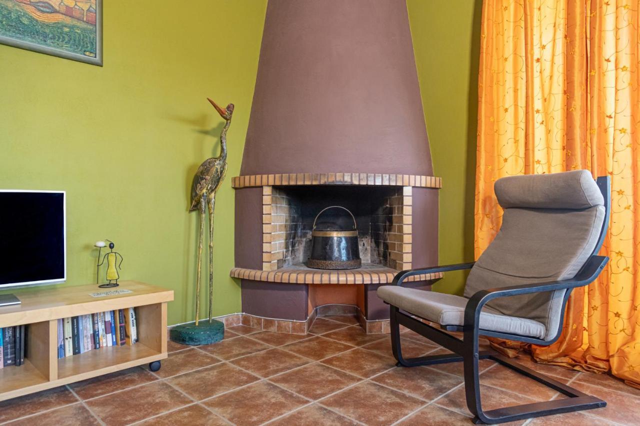Mary'S Paradise Apartment With Panoramic Sea View To Kakia Thalassa And Daskalio Keratea Ngoại thất bức ảnh
